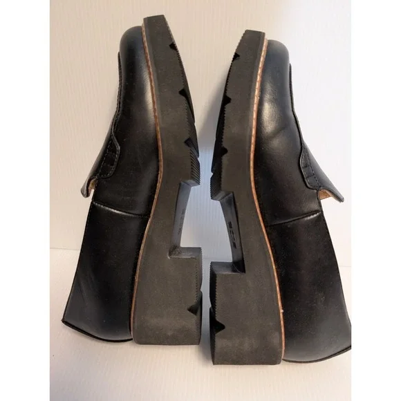 Naturalizer Cabaret Black Loafers - Picture 6 of 9